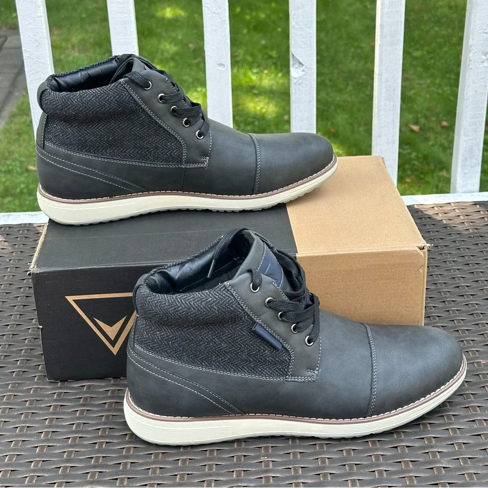 New Herringbone Jones Cap Toe Boots, Size 11.5, Vance Co., Men's Lace Up Shoes